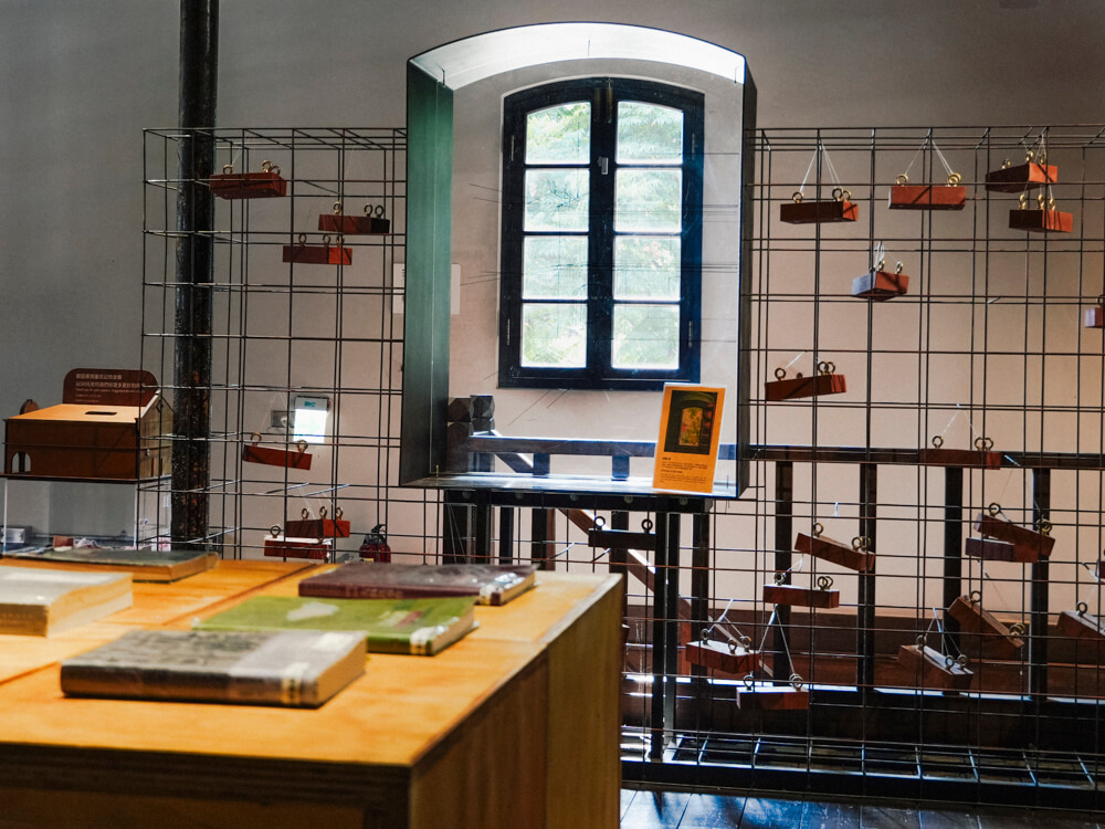 臺北記憶倉庫展覽空間,保留日治時期歷史建築特色,展示北門周邊文化與城市故事